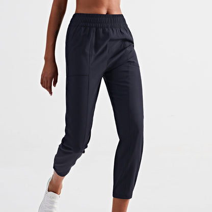 Athletic Cargo Pants Cropped