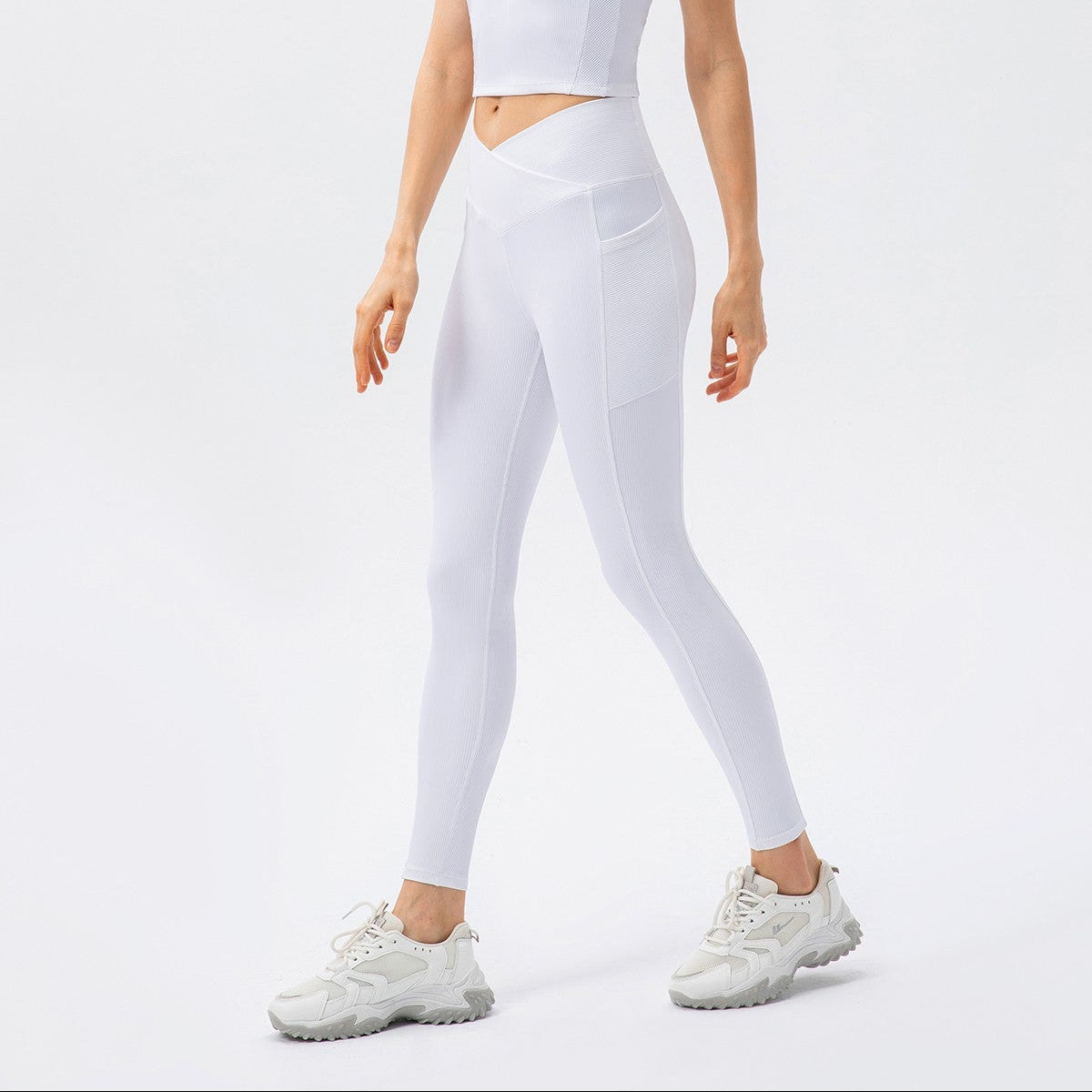 Ribbed V-Shape Leggings with Pockets