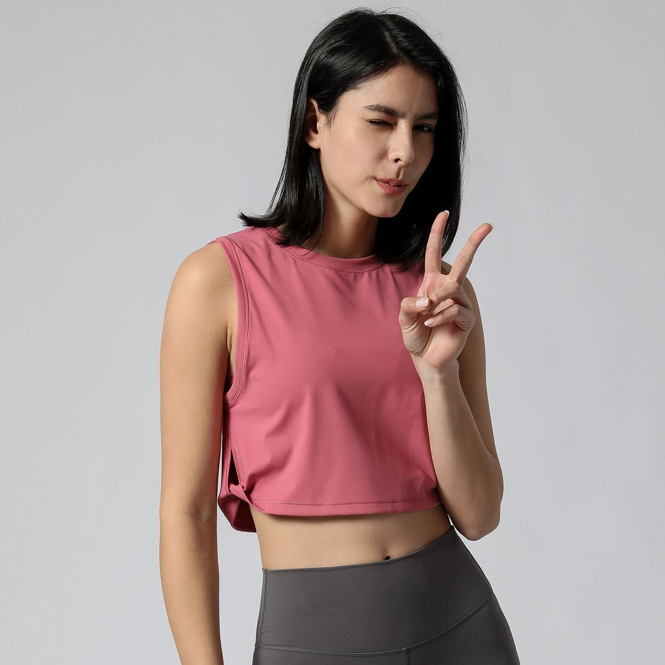 Sleeveless Crop Muscle Tank Top